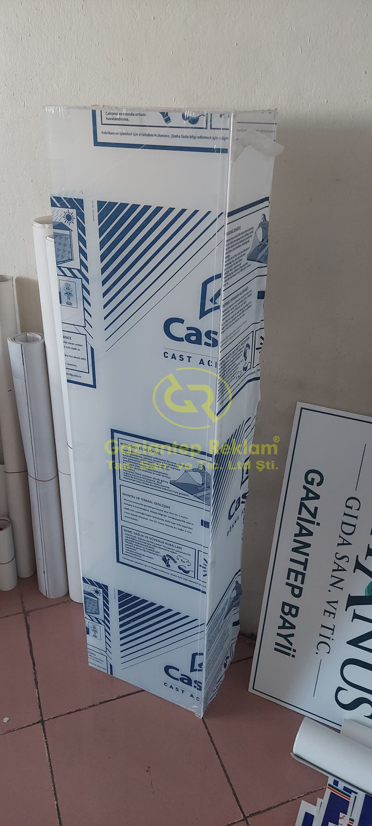  Akrilik Pleksi Tabela Hammadde Tedariği