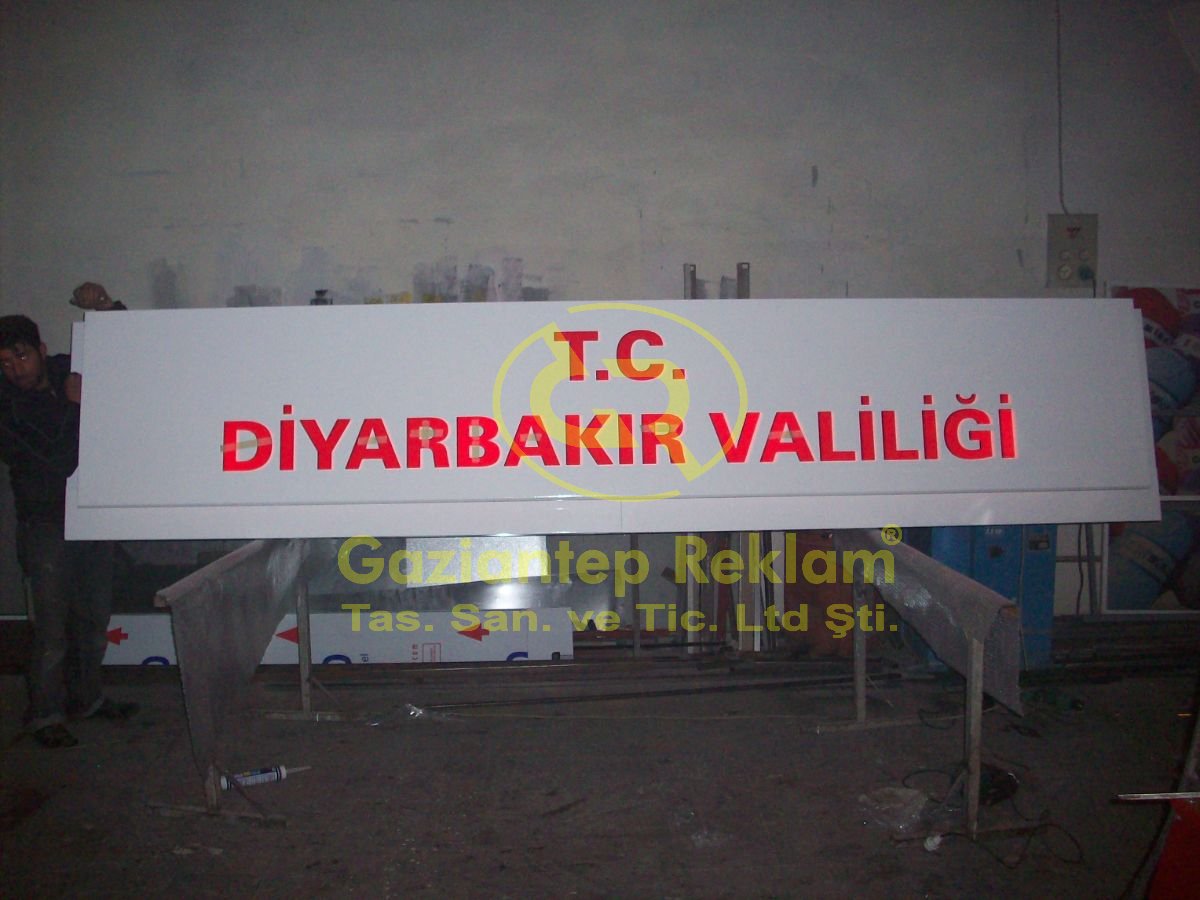 ALM. Dekupe Zemin Işıklı Tabela