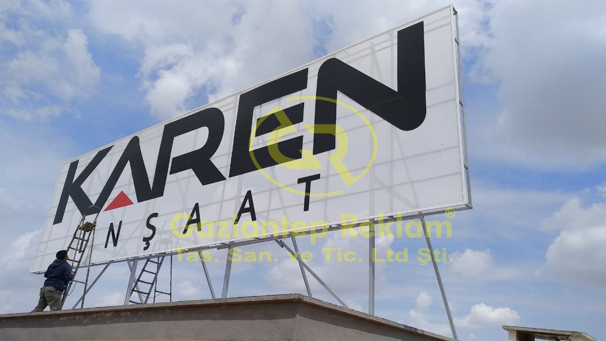  Büyük Ölçekli Germe Vinil Çatı Tabelası