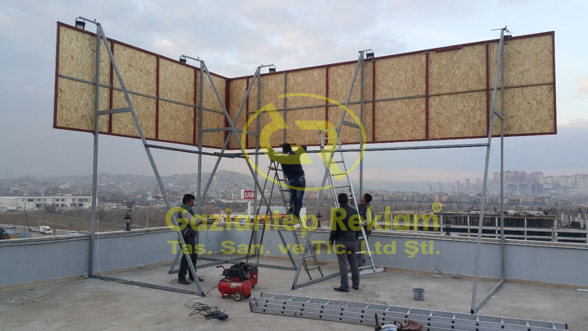  Çatı Reklam Panosu Karkas Montajı
