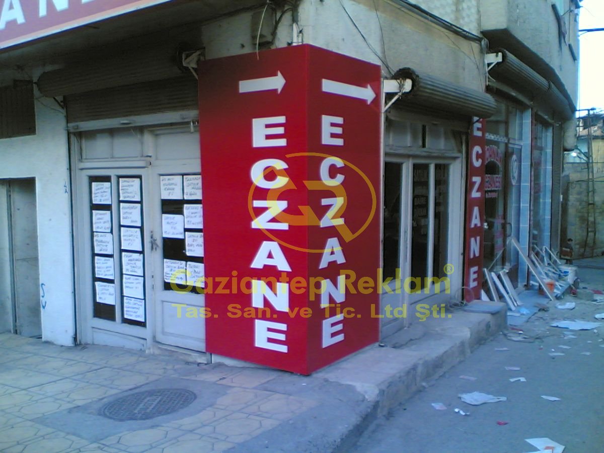 Eczane Dikey Kolon Sac Tabela Uygulaması