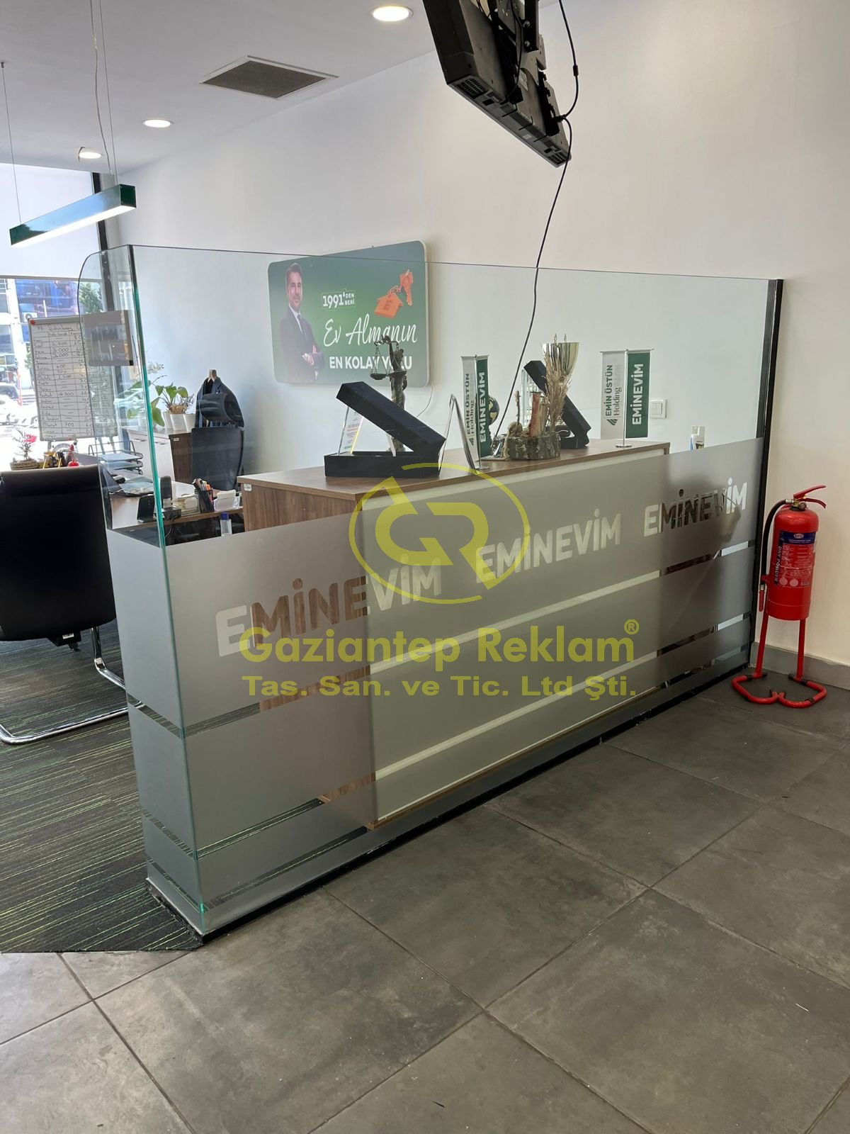 Eminevim Resepsiyon Cam Kumlama 