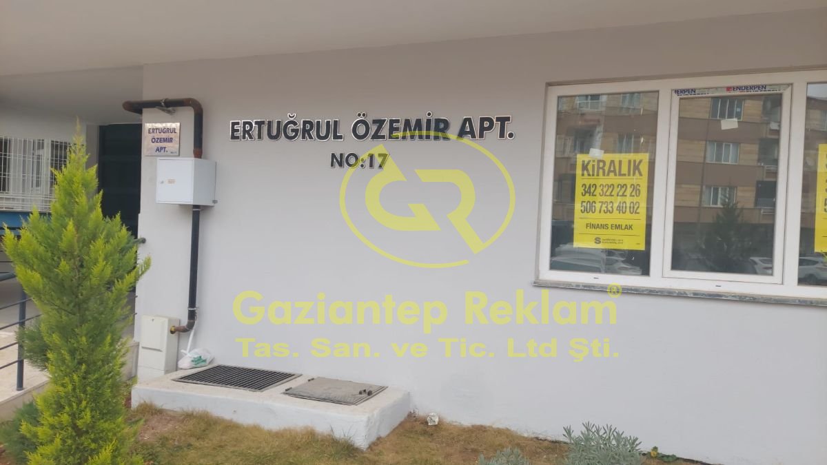 Ertuğrul Özdemir Apt. Duvar Üstü Kabartma Harf Tabela