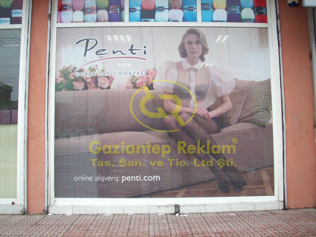 Kaliteli Dijital Baskı Mağaza Cam Giydirme