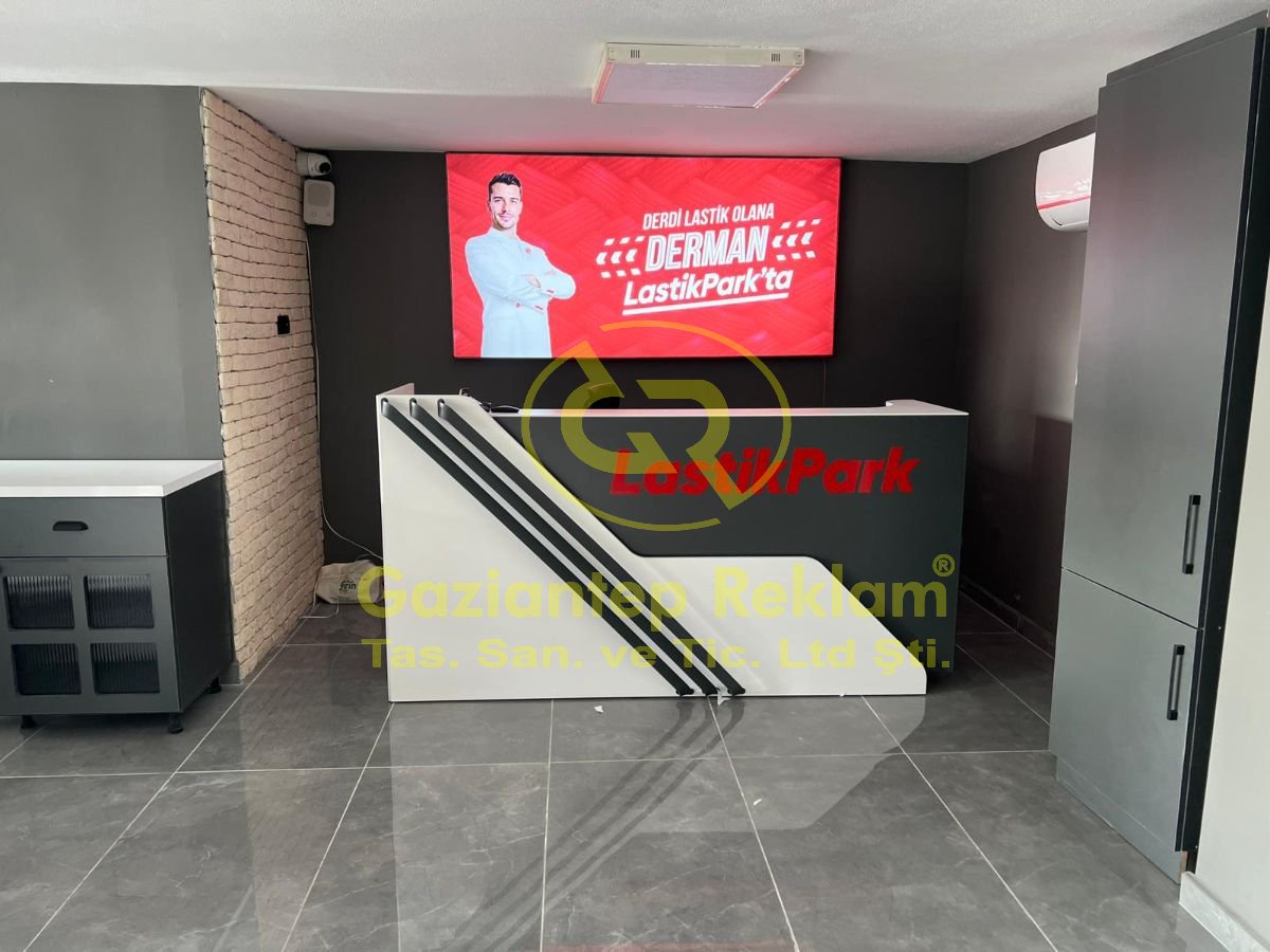 Kurumsal İç Mekan Yüksek Çözünürlüklü LED Ekran (Lightbox) Projesi
