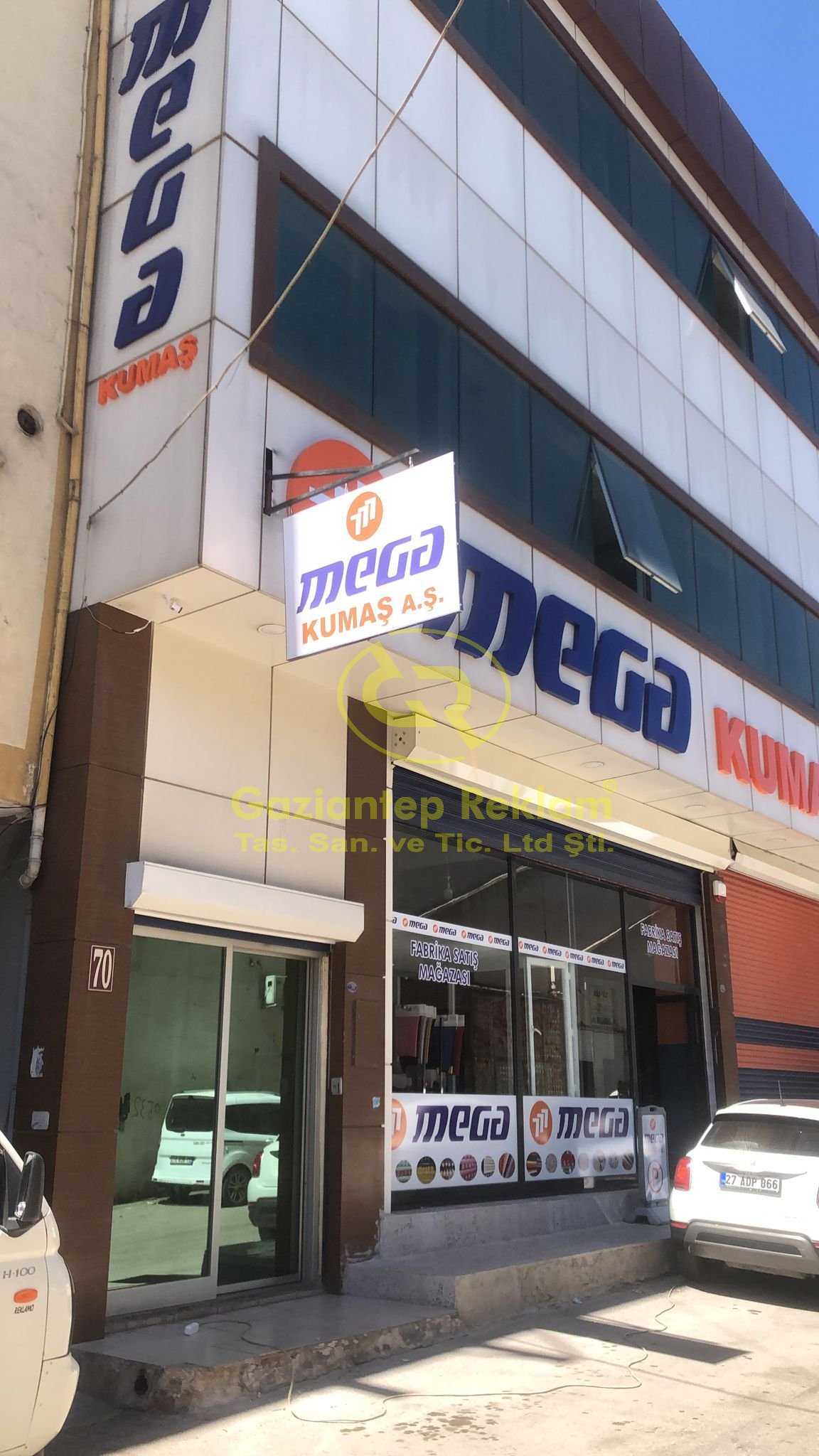 Mega Kumaş Mağazası Estetik Işıklı Fener Tabela Uygulaması