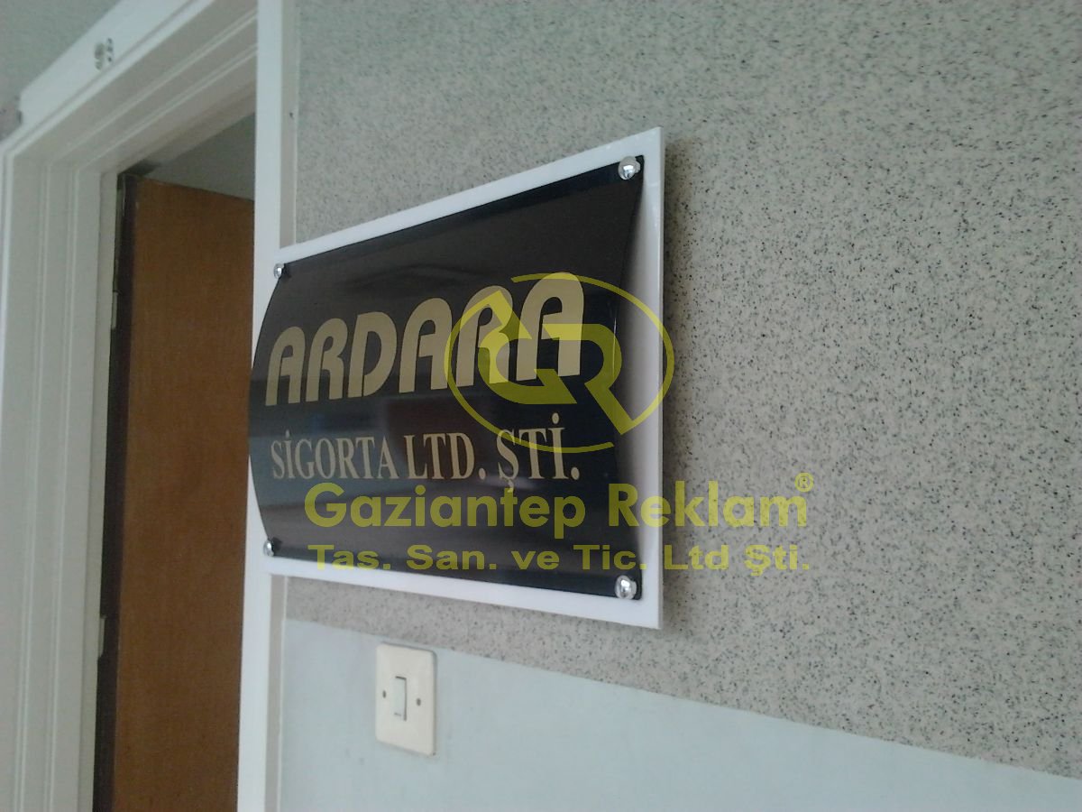  Parlak Pleksi Büro ve Ofis Levhası