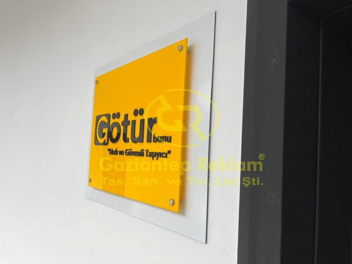 Pleksi Ofis Kapı Yönlendirme Levhası