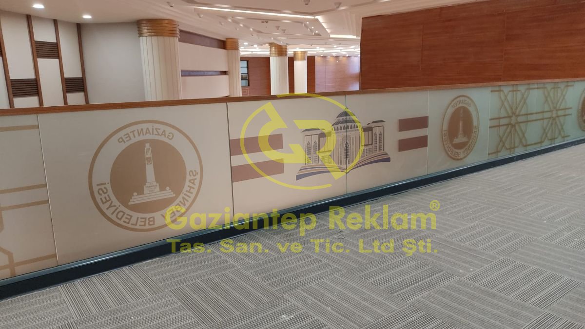 Şahinbey Belediyesi Kumlama Cam Giydirme Uygulaması