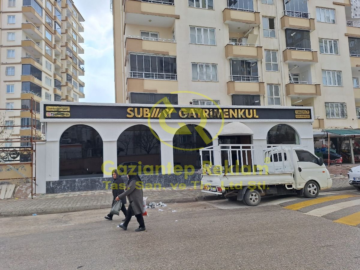 SUBAY GAYRİMENKUL Işıklı Kutu Harf Tabela